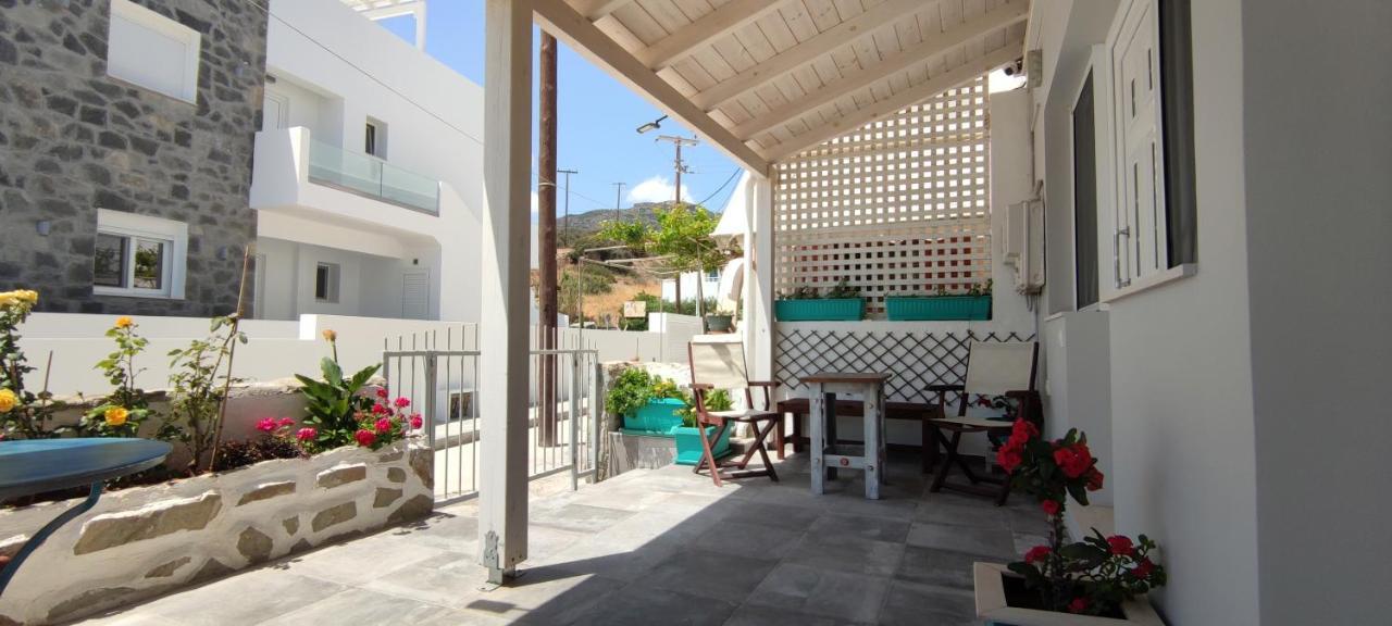 Neva Apartments By The Beach Makrýgialos Esterno foto