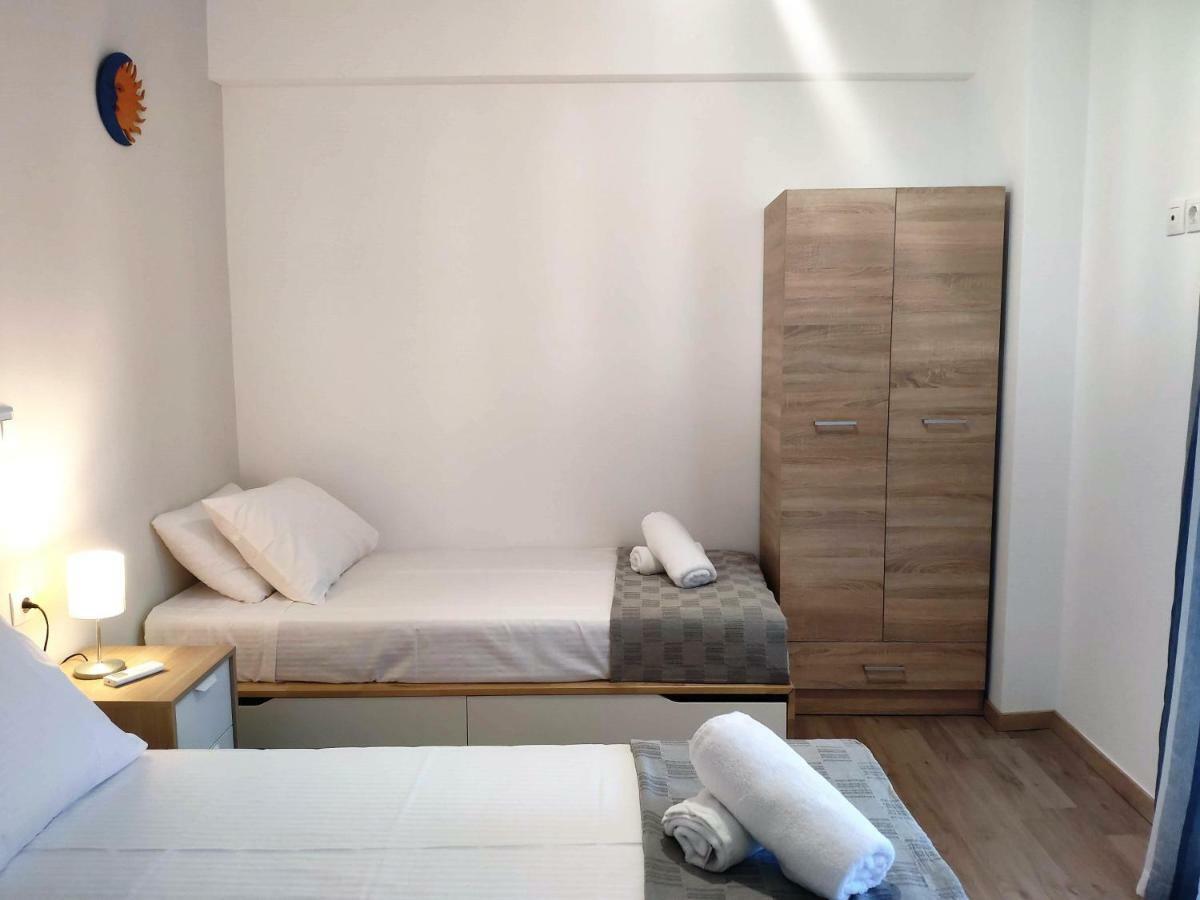Neva Apartments By The Beach Makrýgialos Esterno foto