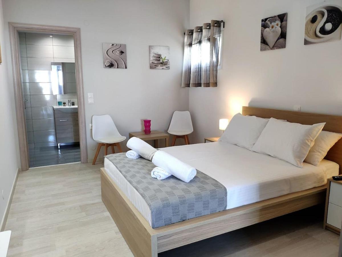 Neva Apartments By The Beach Makrýgialos Esterno foto